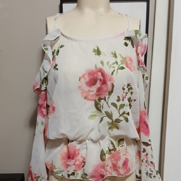 Charlotte Russe Tops - Charlotte Russe Pink Floral Ruffle Blouse